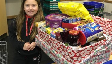 Volunteer with Foodbank Christmas Parcel Donations